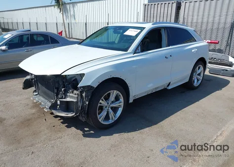2019 Audi Q8 55 Premium z USA, uszkodzony, nr VIN WA1BVAF16KD016726
